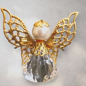 Angel Brooch - Pin Beautiful